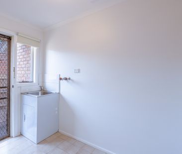 2/13 Wilson Street, Murrumbeena VIC 3163 - Apartment For Rent | Domain - Photo 2