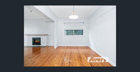 Waterfront Reserve Living - Photo 2