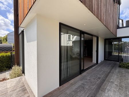 1/10 Hurley St, Christchurch Central - Photo 2