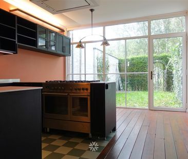 Unieke gerenoveerde woning met zonnige tuin te huur in Mariakerke - Photo 1