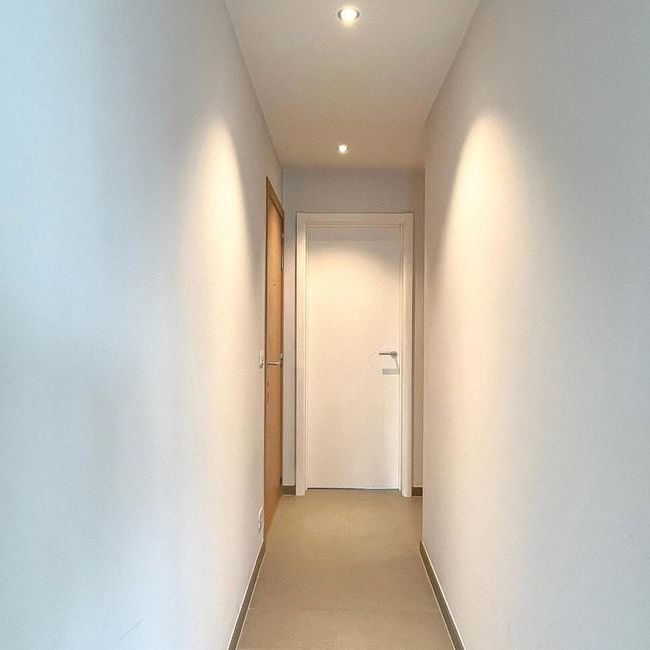Appartement te huur in Sint-Andries voor € 840 met 2 slaapkamers - Photo 1