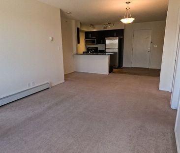 Top Floor 2 Bedroom, 2 Bathroom Unit In Luxurious Rutherford. - Photo 1