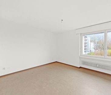 Grosszügiges Wohnen in ruhiger Umgebung - Photo 1