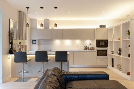 Melliss Avenue, Richmond, TW9 ground floor flat to rent - Photo 5