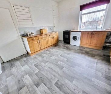 2 bed upper flat to rent in NE32 - Photo 3