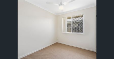 MODERN 4 BEDROOM HOME - Photo 3