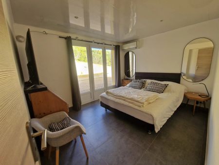 Location Maison 5 pièces 146m² LE ROURET 06650 - Photo 2