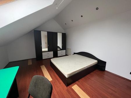 Inchiriez casa 8 camere zona Intim - ID : RH-42218-property - Fotografie 4