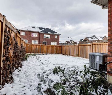 For Lease - 25 Zamek Street, Brampton, Ontario - Photo 3