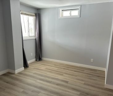 For Lease - 88 Pinnacle Trail Unit# Lower Level, Aurora, Ontario - Photo 4