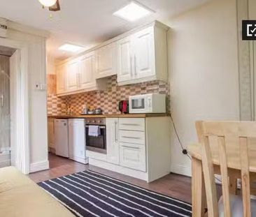 1-bedroom flat to rent in Rathgar, Dublin - Photo 4