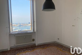 Via Gaetano Colombo, Genova, Liguria 16122