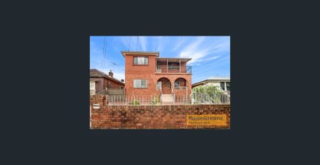 Renovated spacious 3-Bedroom Lower-Level Home - Photo 2