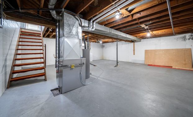 129 Stapleton - Photo 1