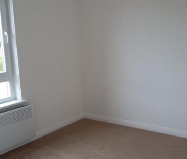 1 bedroom semi-detached house to rent - Photo 2