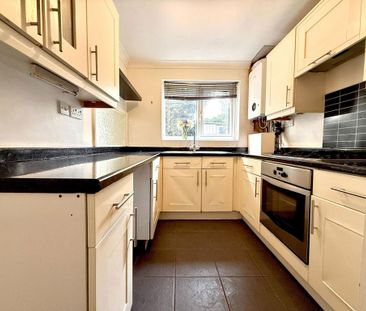 1 bedroom maisonette to rent - Photo 2