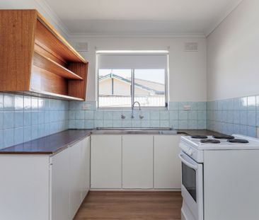 Recently Renovated Unit - Photo 4