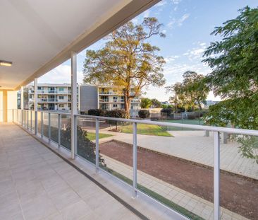 Luxury 3 Bedroom Apartment in Sought after Mandurah Quay - Photo 5