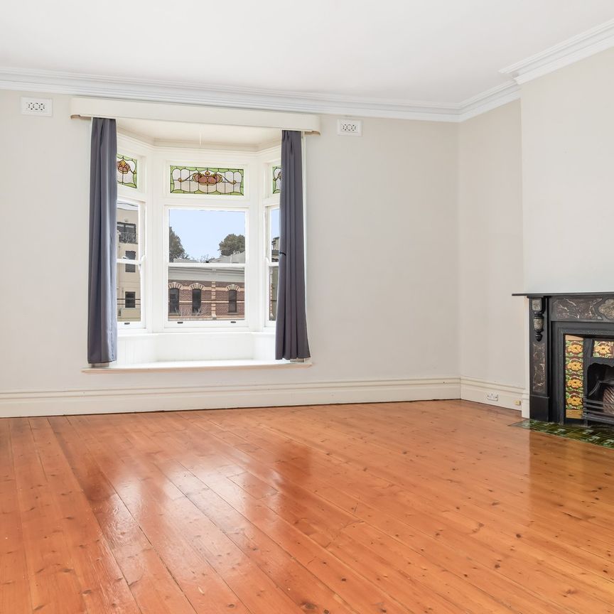 Prime Location - Photo 1