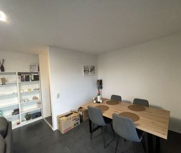 Zentrale 3-Zimmer-Wohnung mit Balkon und Stellplatz - Photo 3
