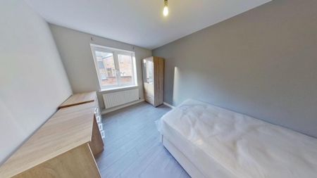 2 bedroom terraced house to rent - Photo 4