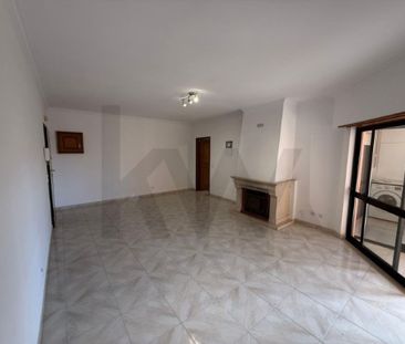 3 room luxury Flat for rent in Cascais e Estoril, Portugal - Photo 4