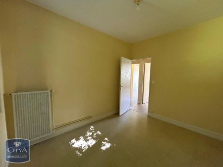 Appartement à louer 4 pièces 80.8m² - Photo 3