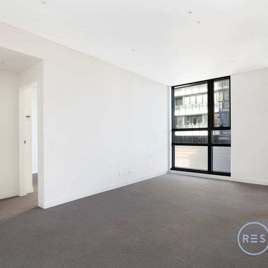Premium 1-Bedroom Apartment in Green Square, Zetland - Photo 1