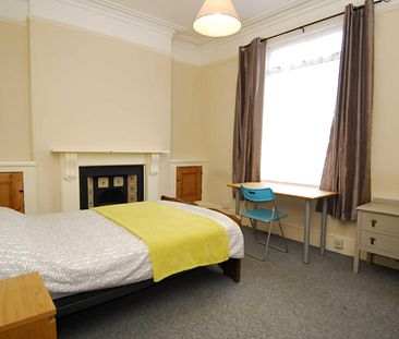 Room 6, 59, Beaumont Road, Plymouth - Photo 1