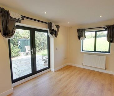 3 bedroom barn conversion to rent - Photo 1