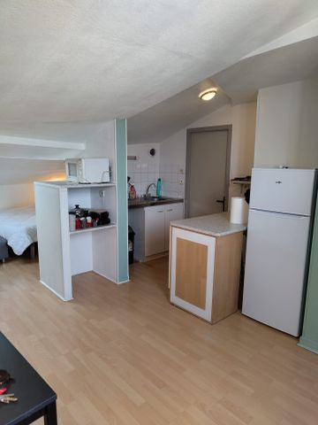 Location Appartement 1 pièce 21m² AGEN 47000 - Photo 5