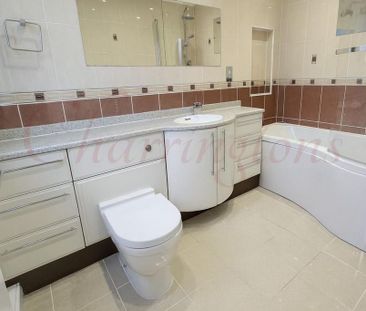 5 bedroom semi-detached house to rent - Photo 3