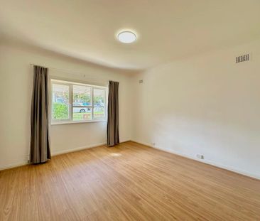 Charming family home - Photo 1