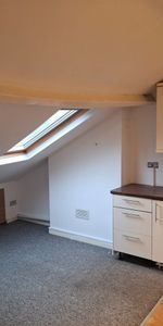 1 Bed Flat, Fishponds Road, BS5 - Photo 3