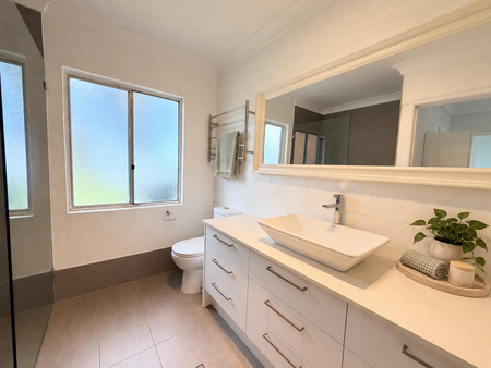 Perfectly Positioned for the Berkeley Vale Lifestyle - Photo 5