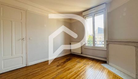 Appartement 5 pièces 93m2 REIMS 1 056 euros - Photo 3