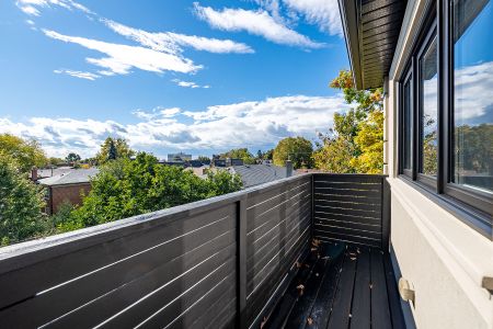 Maison unifamiliale détachée à louer à Toronto - Photo 2