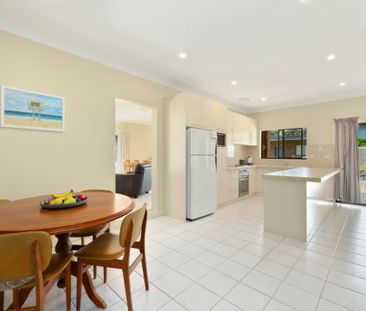 Coastal Living Close to Pittwater - Photo 3