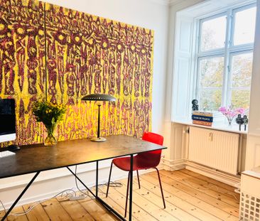 Kun til expats - lækker møbleret lejlighed med direkte udsigt til s... - Foto 1