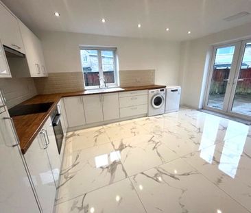 Dunoon Close, Preston - Photo 2