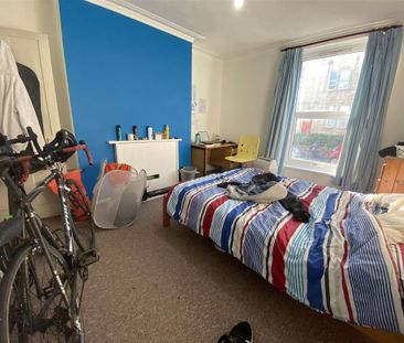 3 bedroom maisonette to rent - Photo 2