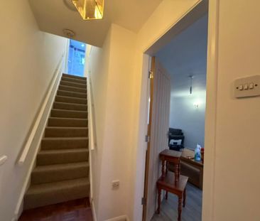 3 bedroom terraced house to rent - Photo 5