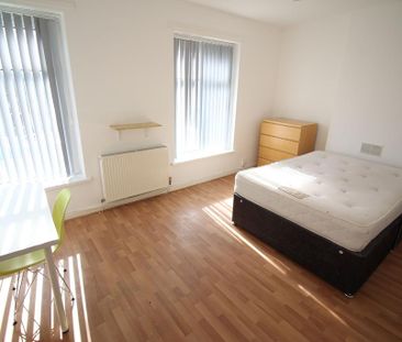 7 bedroom terraced house to rent - Photo 6