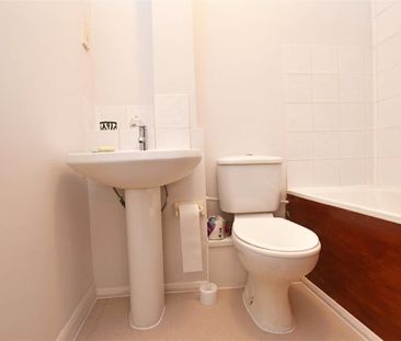 The Grove, Isleworth, Middlesex, TW7 - Photo 4