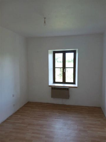 Location maison 3 pièces - 56m² à Ernee (53500) - Photo 5