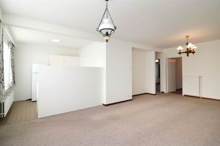 Centraal gelegen app met 2 slpk.en garagebox - Foto 3