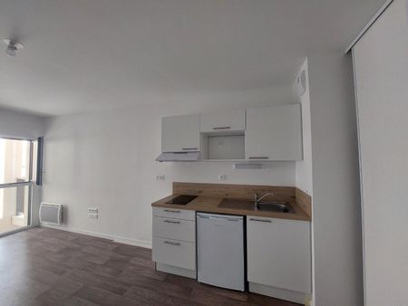 location Appartement T2 DE 43.14m² À LE MANS - Photo 3