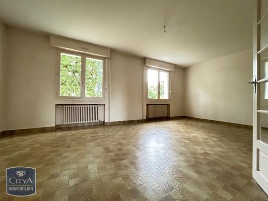 Location Maison 4 pièces 89m² LA CHAUSSEE ST VICTOR 41260 - Photo 1