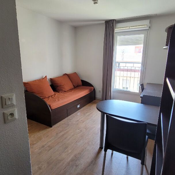 Location Appartement 1 pièce 18m² - Photo 1