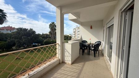 Excelente Apartamento T2 localizado em zona privilegiada de Albufeira. - Photo 4